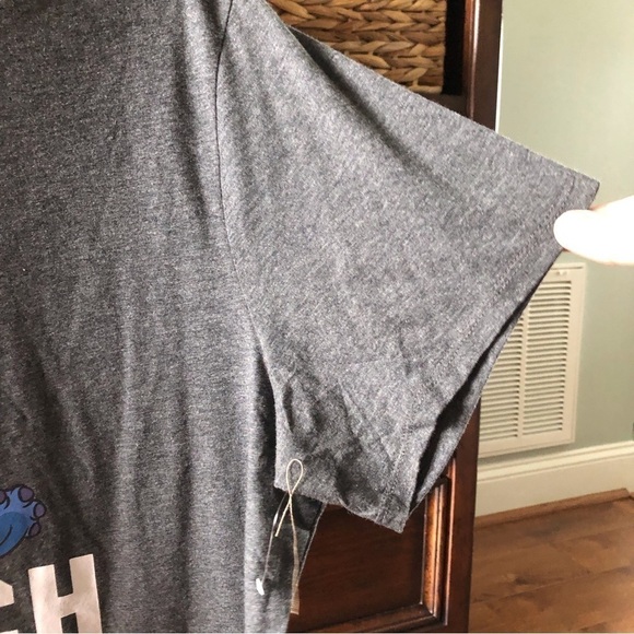 Disney Stitch Gray short sleeve graphic tee in size 2X - Picture 3 of 5